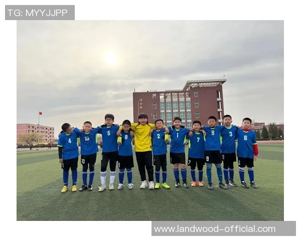 饶平县校园足球比赛精彩直播盛况回顾与精彩瞬间分享 饶平县校园足球比赛精彩直播盛况回顾与精彩瞬间分享